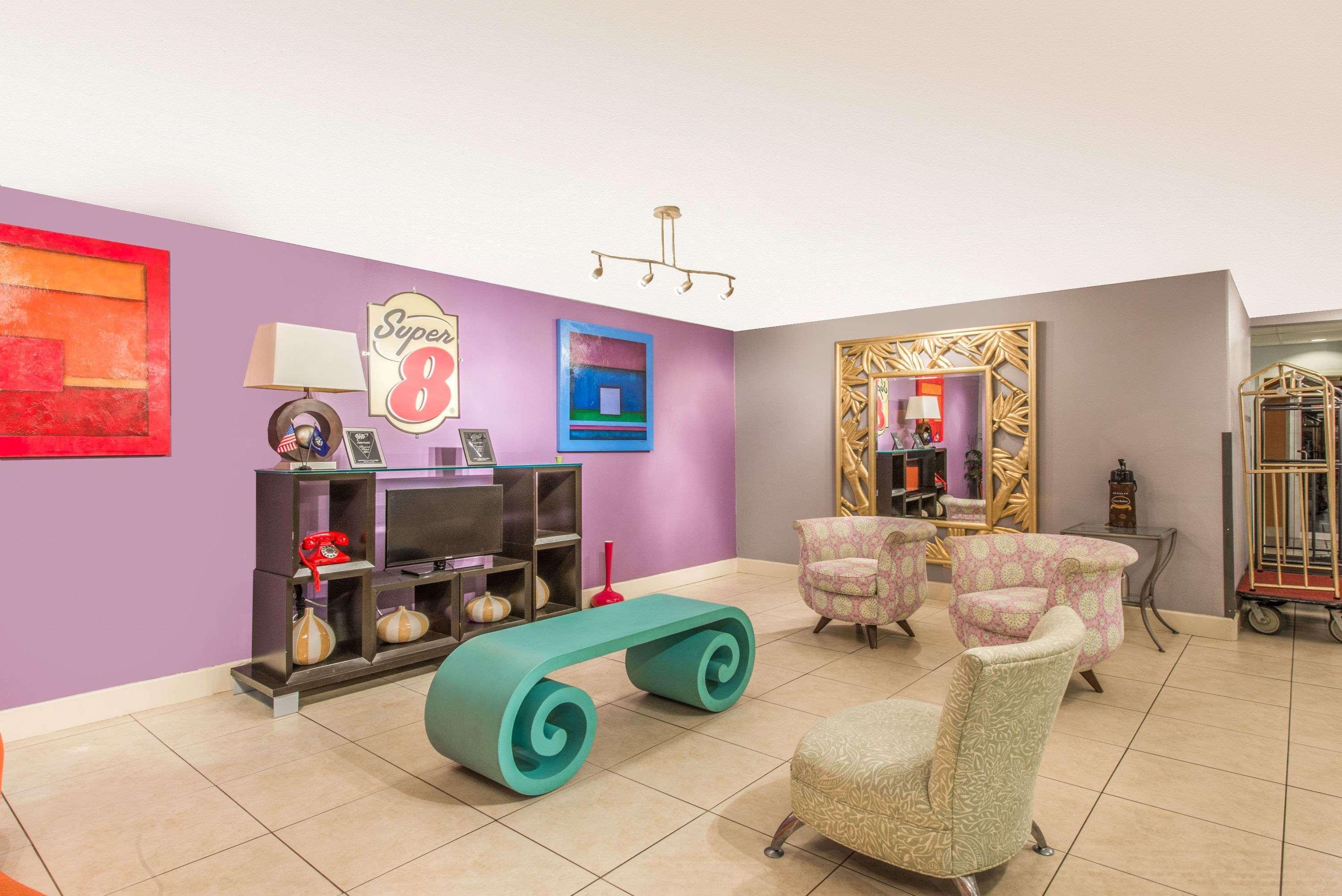 Super 8 By Wyndham Lake Charles/Sulphur Екстериор снимка